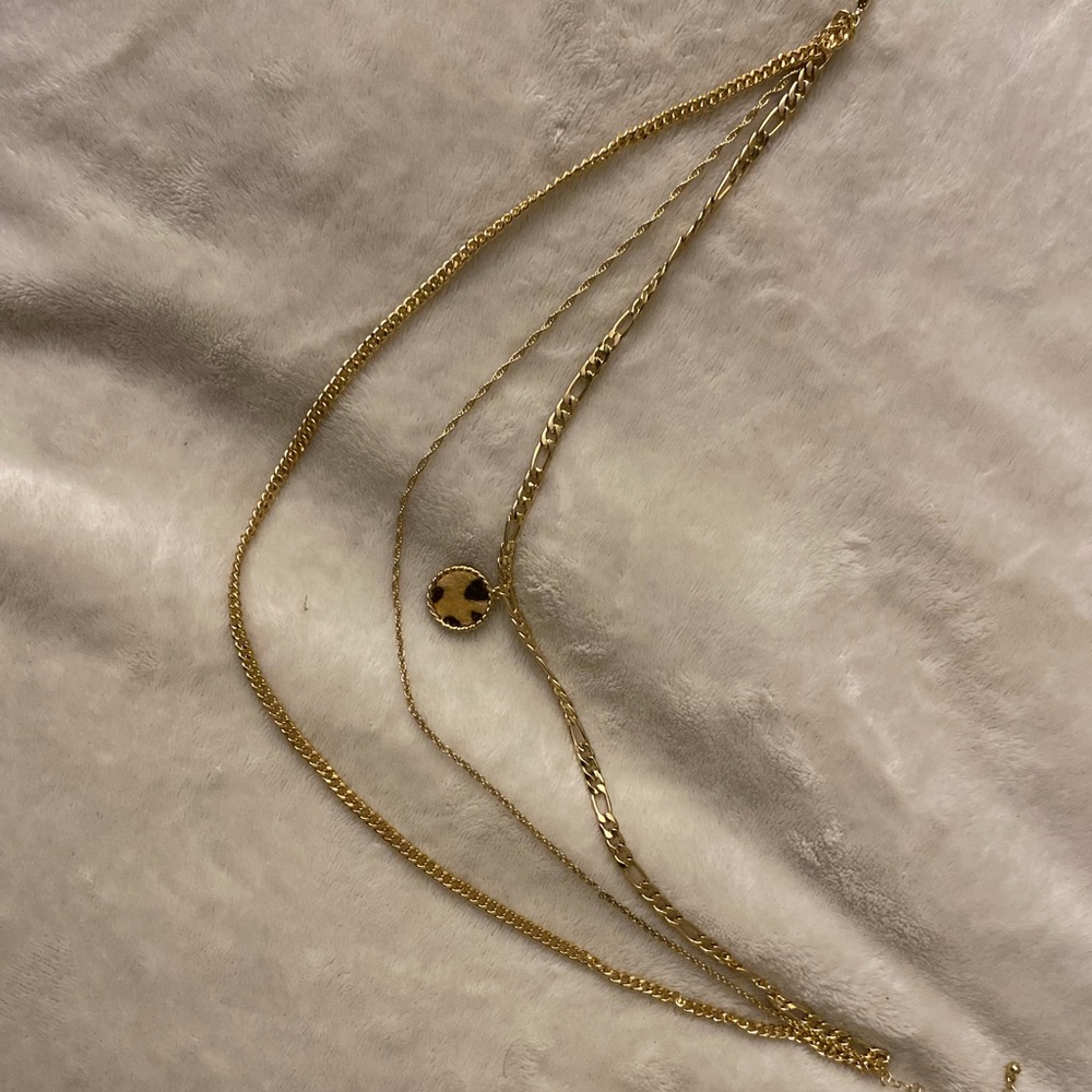 H&M gold necklace
